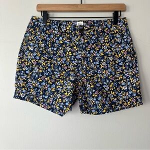 Gap Blue Floral City Short 4